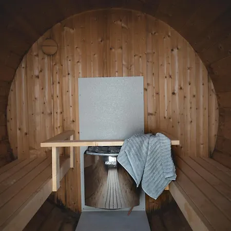 Design-fewo Fleesensee, Wallbox, Sauna, Terrasse *