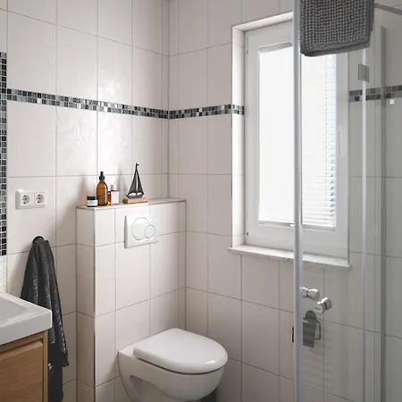 Design-fewo Fleesensee, Wallbox, Sauna, Terrasse Дом отдыха *